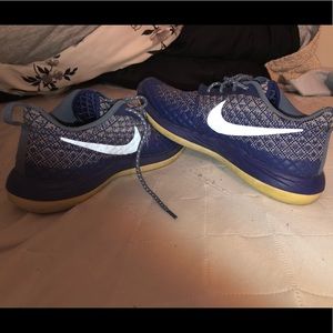 Women’s Nike running shoes